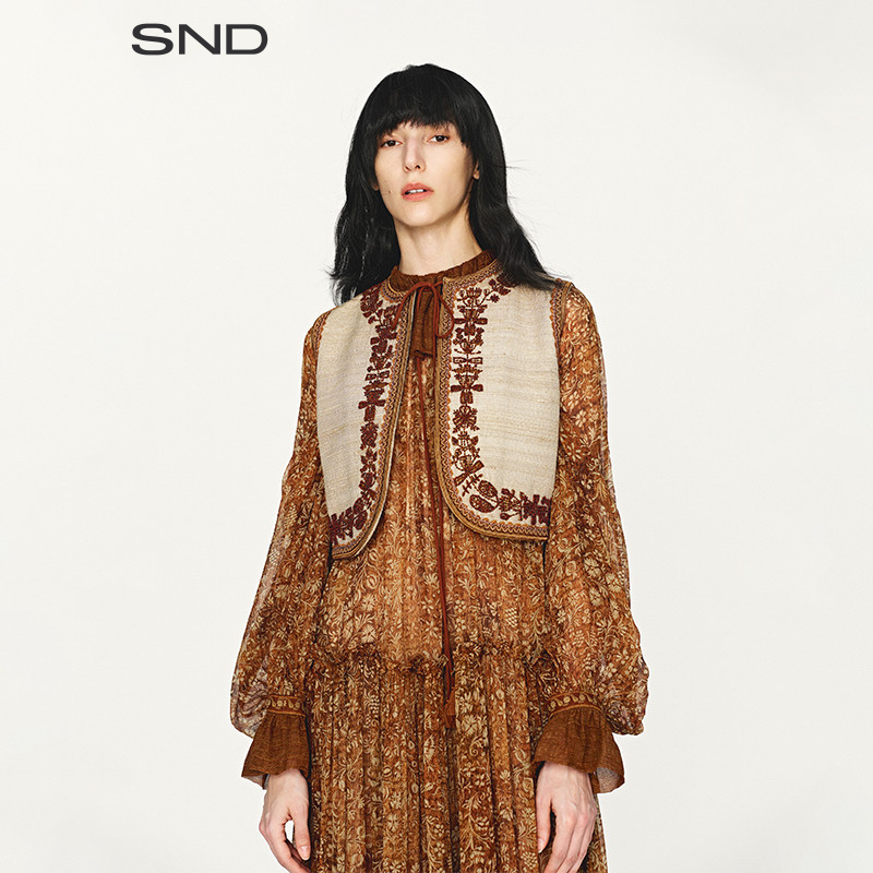  【INTO THE EAST 设计师品牌】SND AW25 钉珠系绳马甲