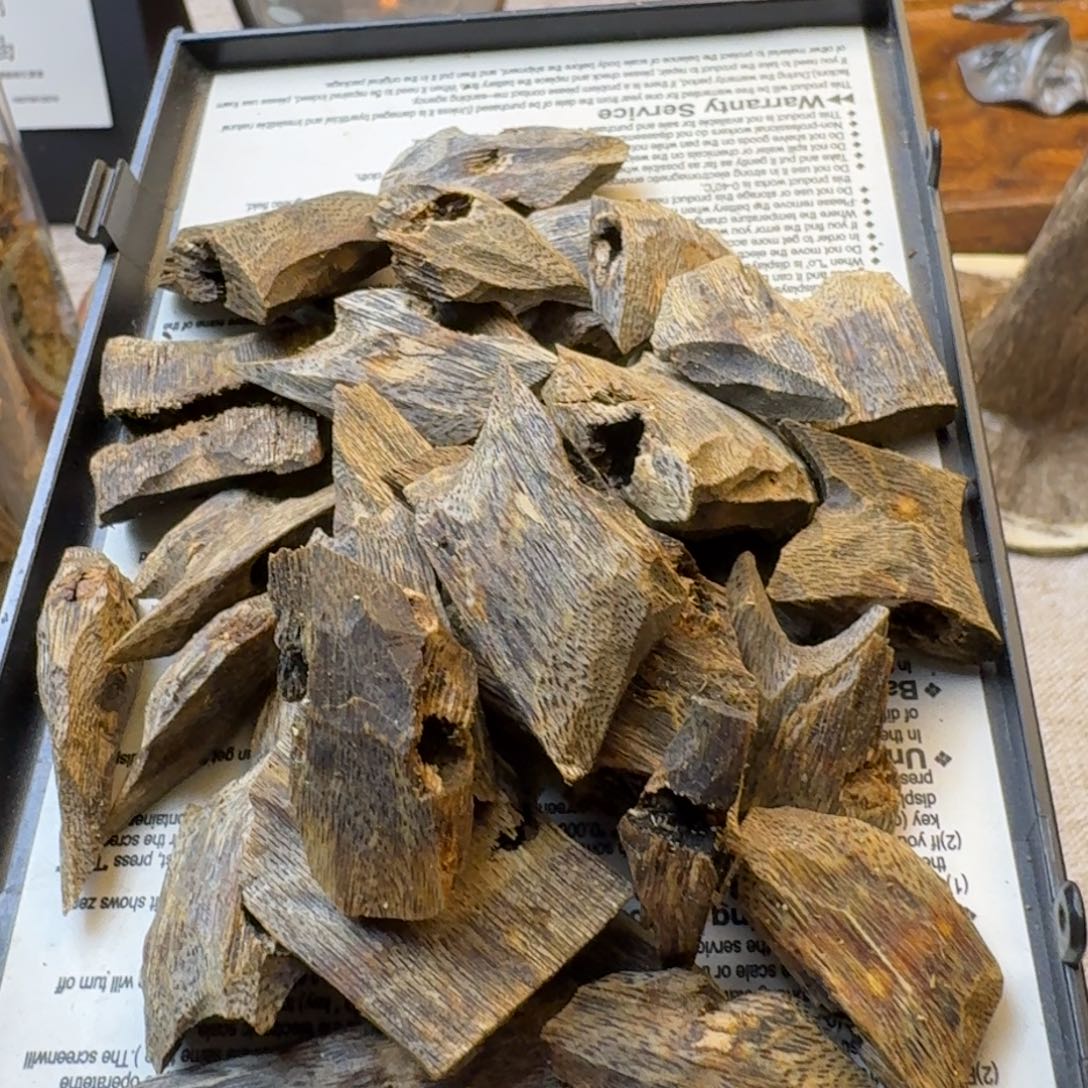 树脂制品奇楠陆河熏香块料打包50