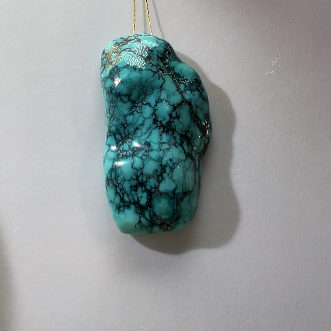 绿松石未镶嵌挂件