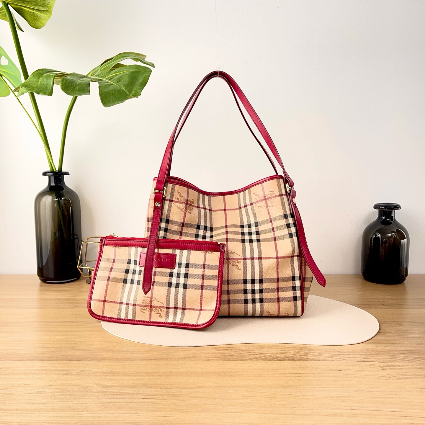 95新 BURBERRY/博柏利 【九筒奢品】战马图案/单肩包/1682