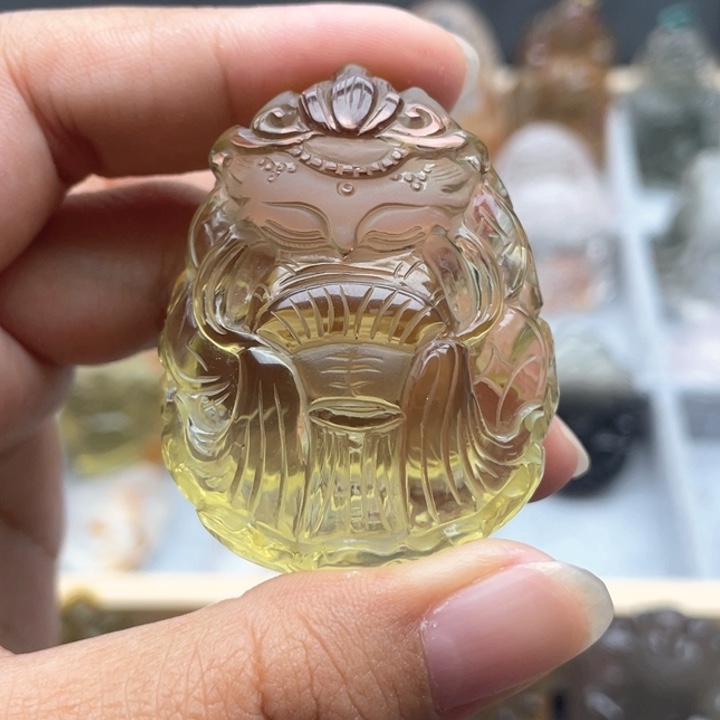 拿***七未镶嵌水晶吊坠(不含链)