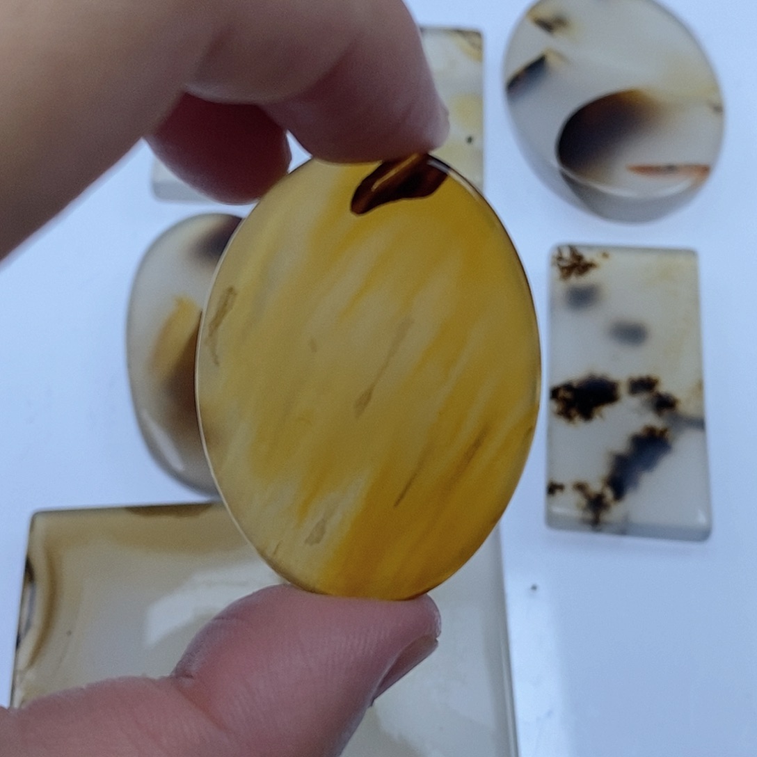玛瑙/玉髓未镶嵌珠宝半成品