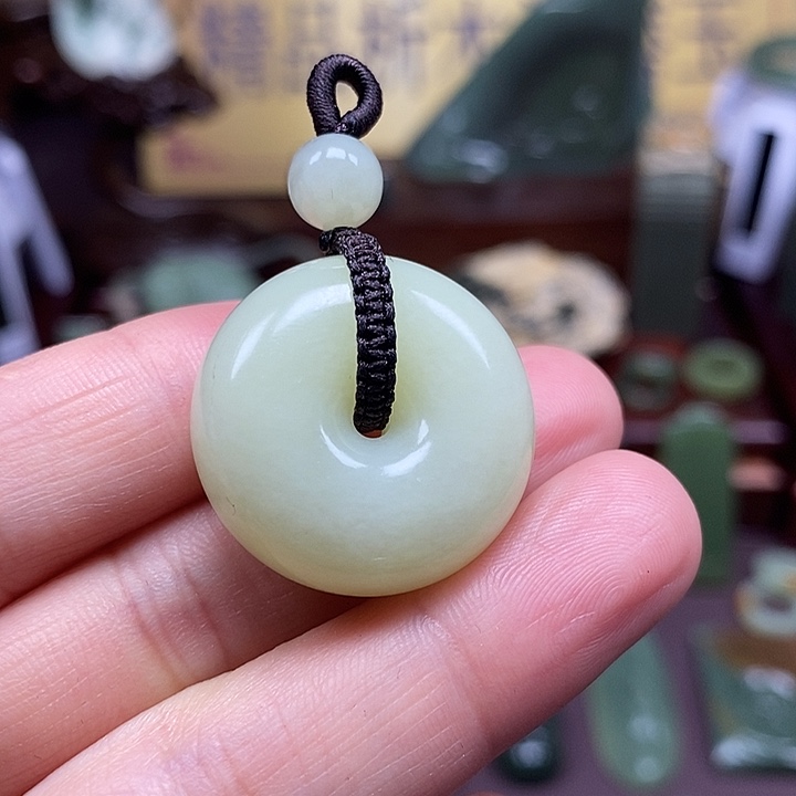 岫岩老玉（透闪石质玉）析木未镶嵌