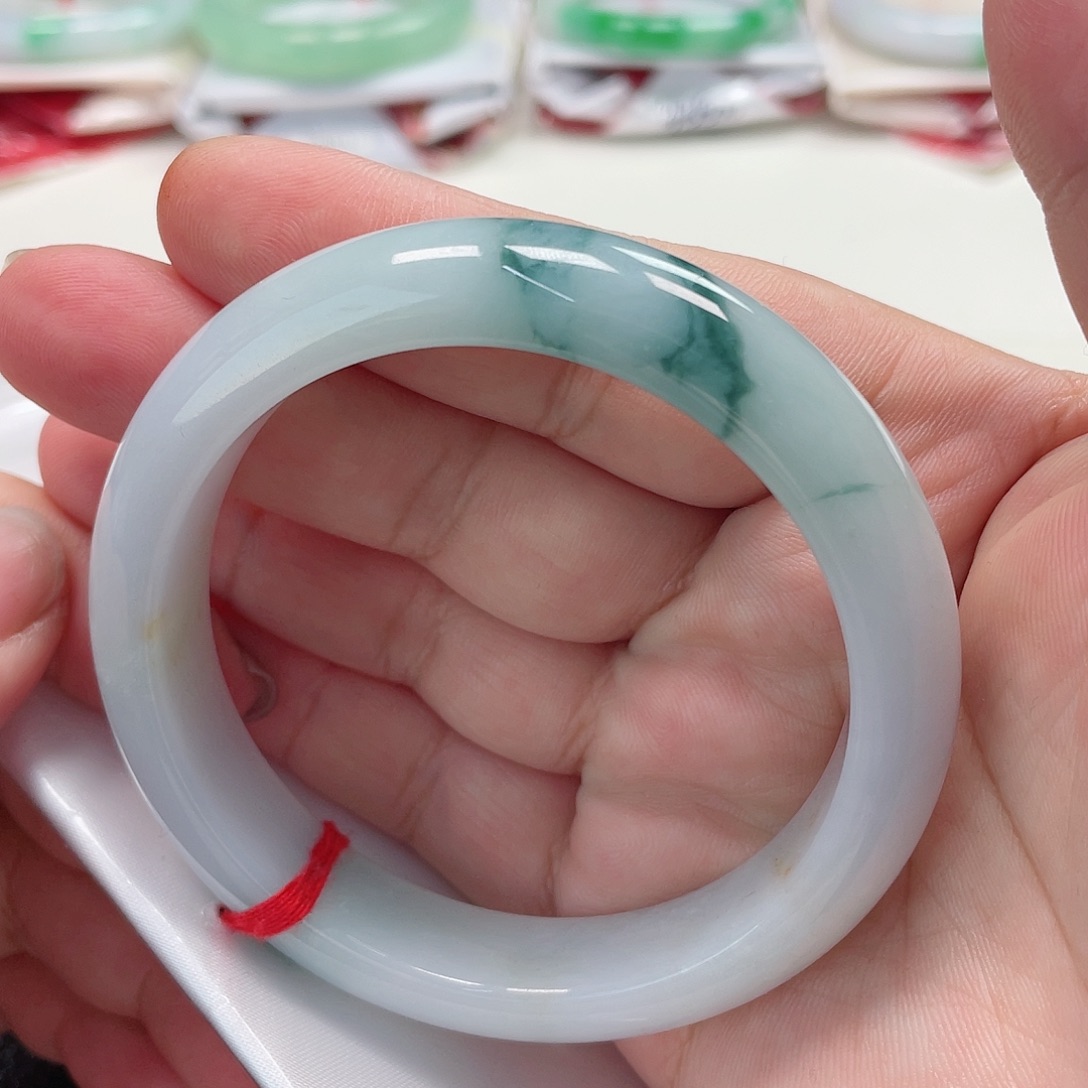 翡翠未镶嵌手镯缅甸翡翠手镯60圈