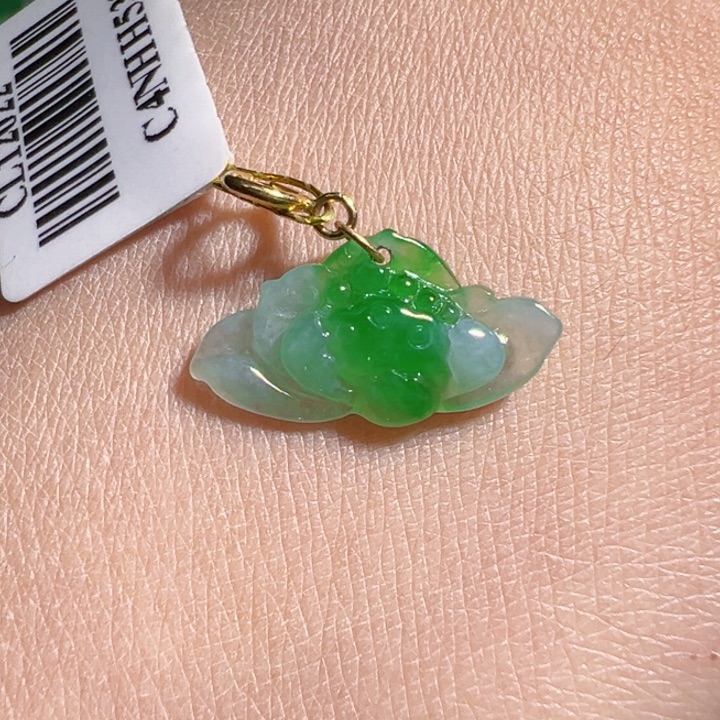 翡翠挂件18K金镶嵌翡翠