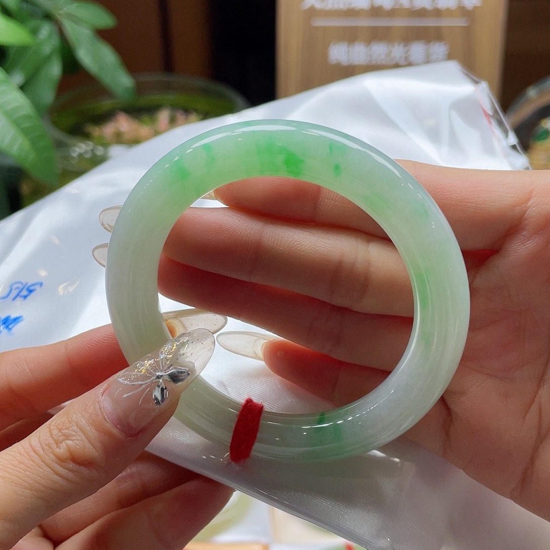 翡翠手镯未镶嵌179号链接