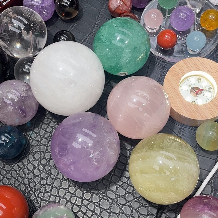 .***.水晶珠宝半成品未镶嵌5颗