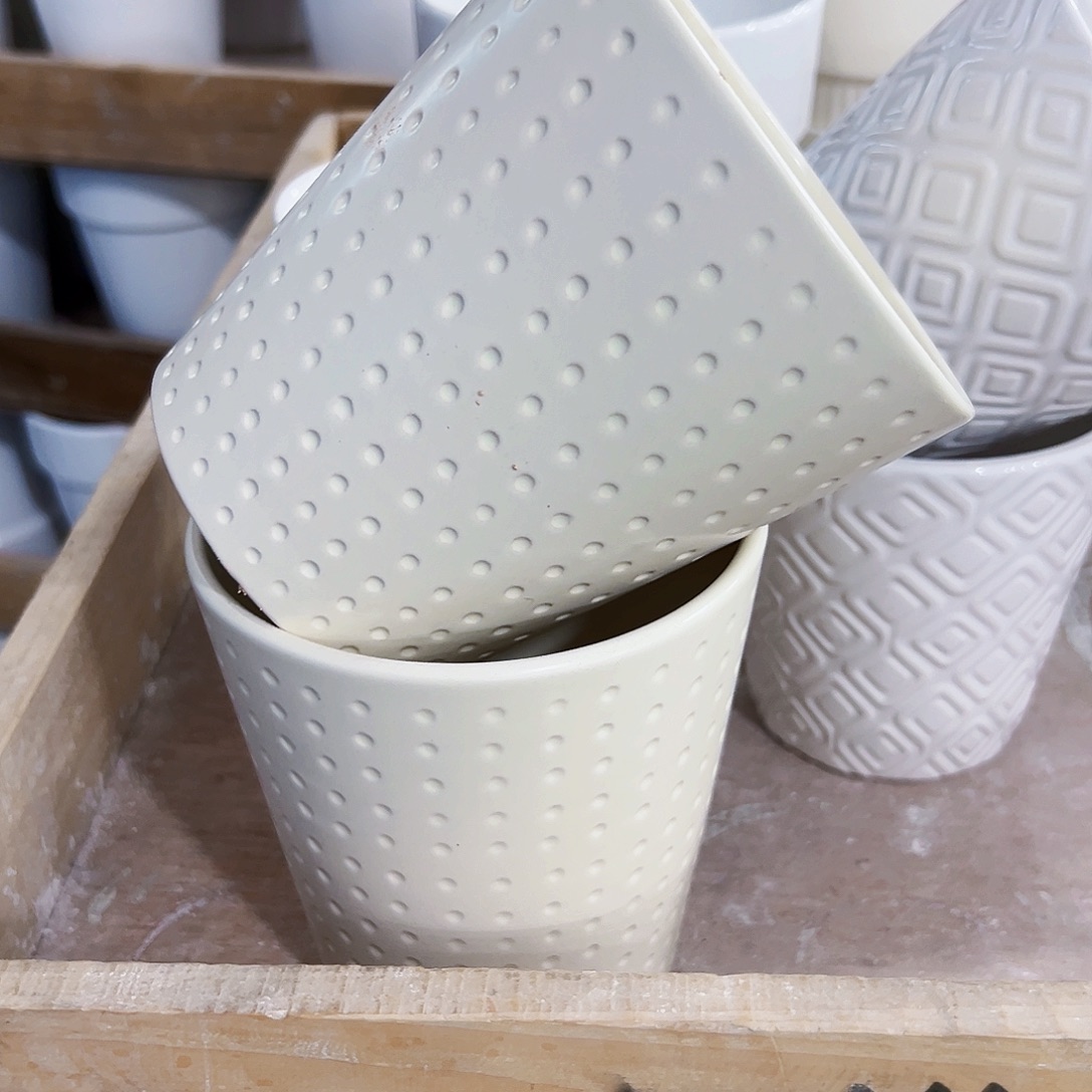 有孔，外贸尾单陶瓷花盆凑单10米包邮