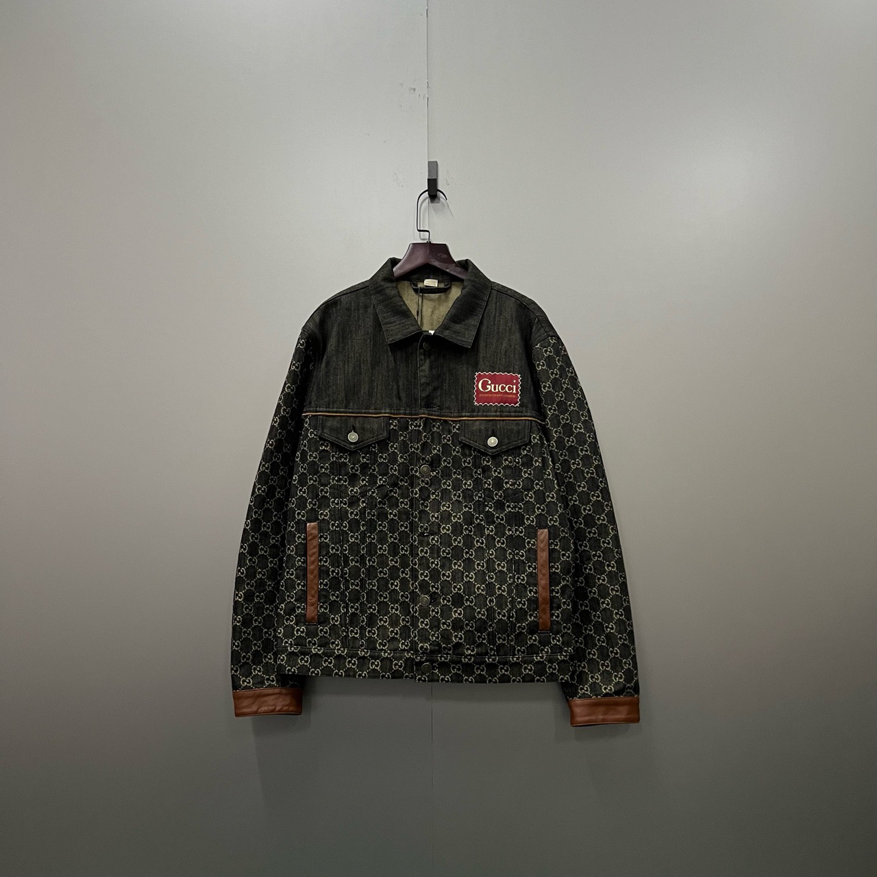 95新 GUCCI/古驰 （jp）121 满印双G贴标logo牛仔夹克 44码/