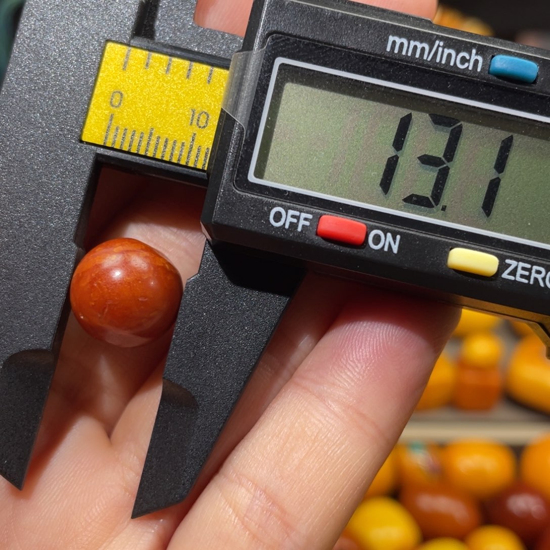 蜜蜡未镶嵌裸石圆珠