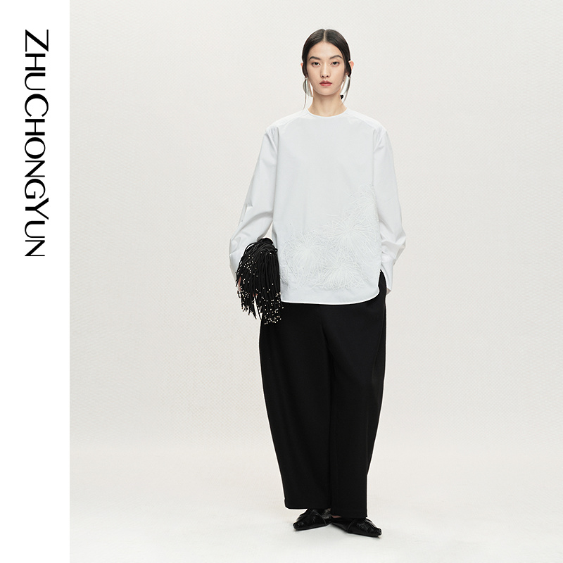 ZHUCHONGYUN2026春新款白色艺术刺绣宽松圆领衬衫上衣C1GB13851