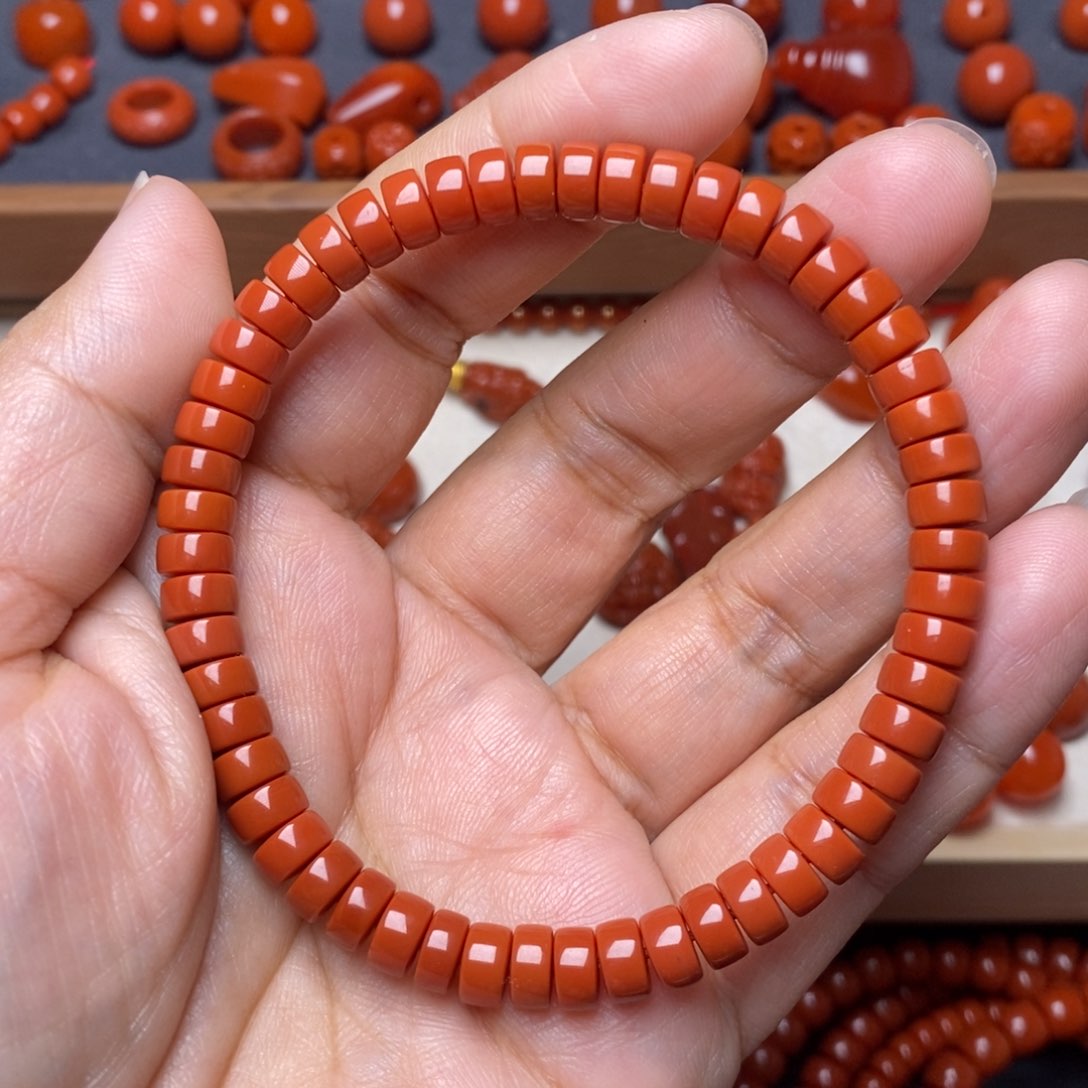南红玛瑙配饰未镶嵌手串