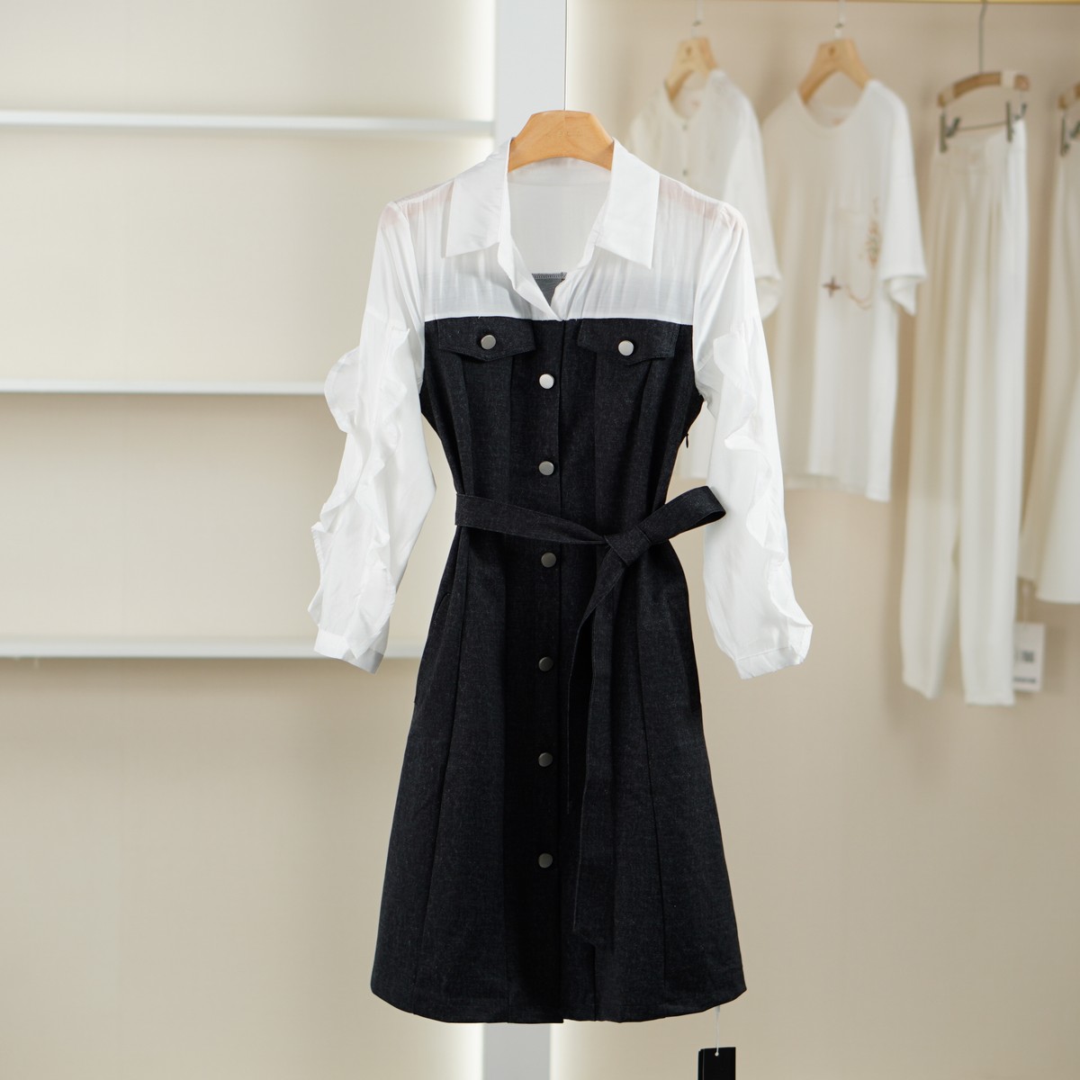 麦迪尚品【唯】51203579 拼接时尚长袖连衣裙春季女装品牌折扣