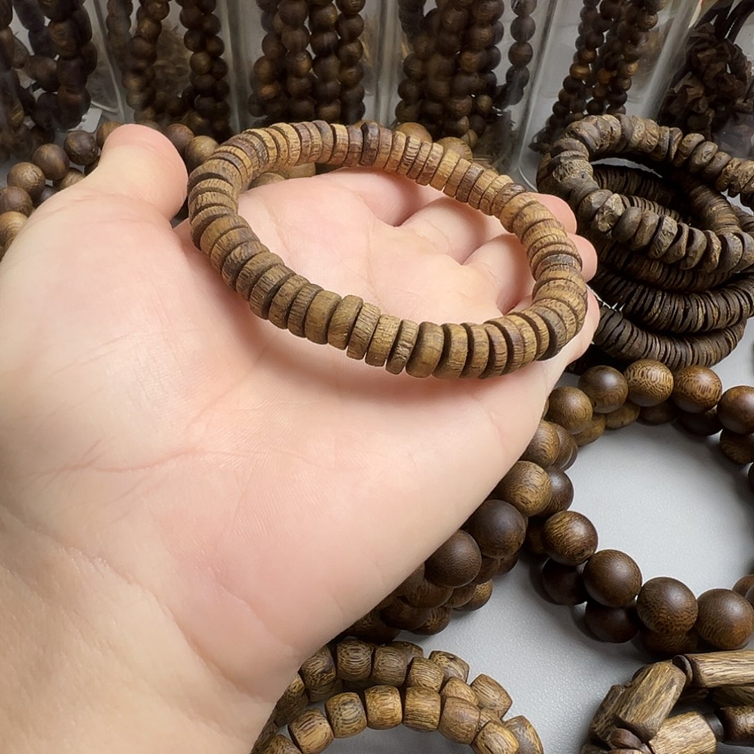 沉香碎屑沉香奇楠厚片单圈（福利款）