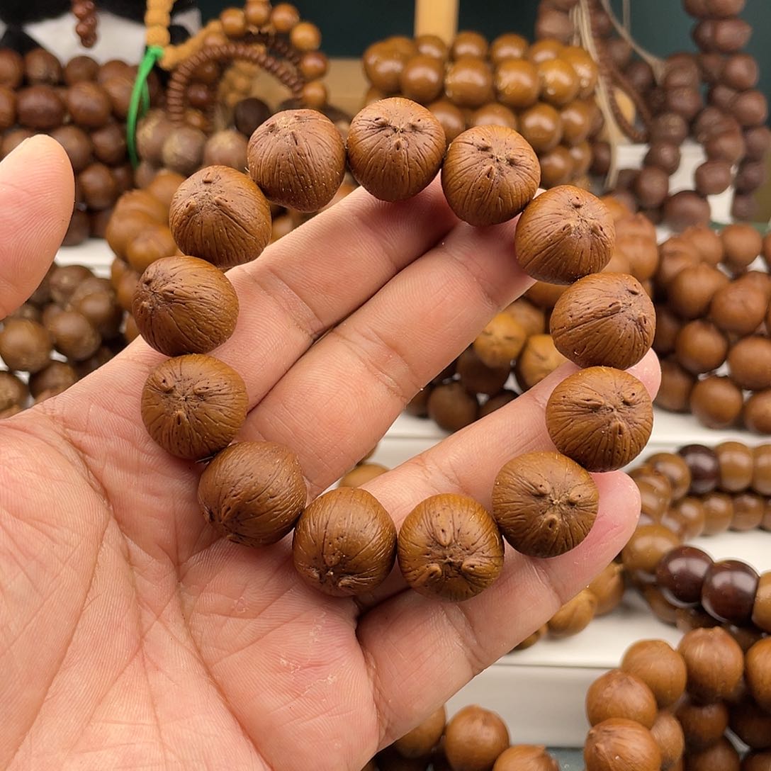 紫金鼠手串K***y18紫金鼠原皮