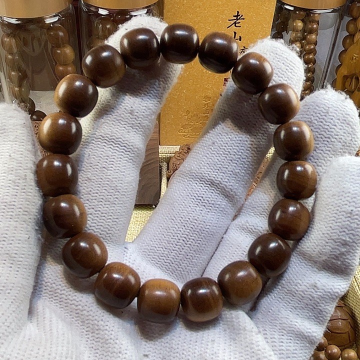 檀香木手串/手链李*帅老山檀香10.5x11沉水奶甜收藏