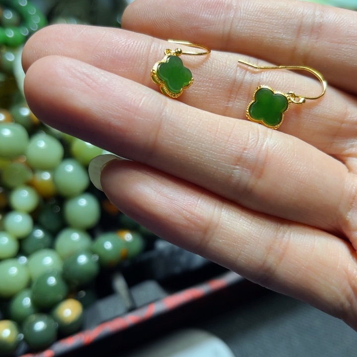 和田玉（碧玉）未镶嵌手链