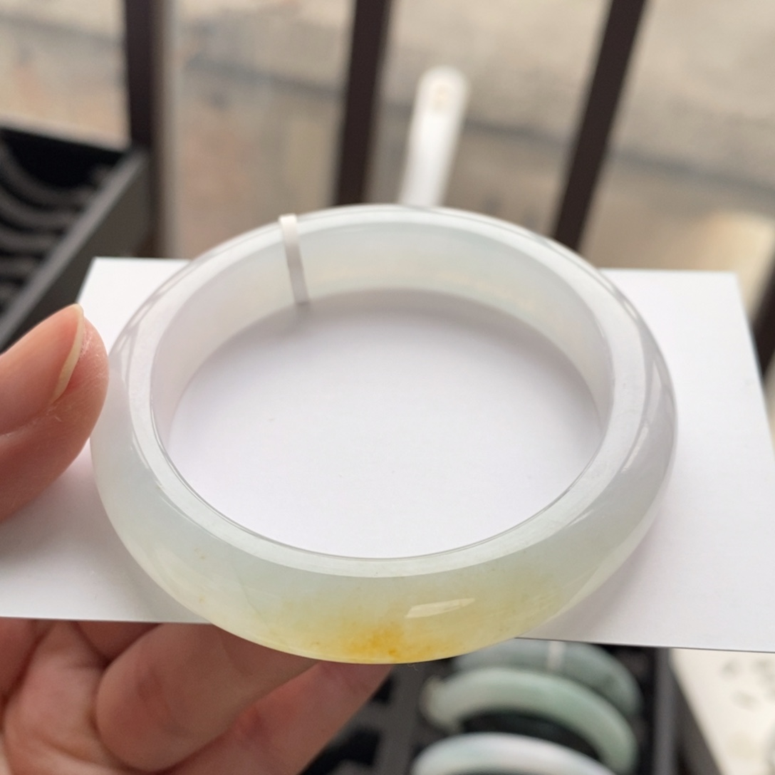 翡翠未镶嵌手镯冰糖黄52.4