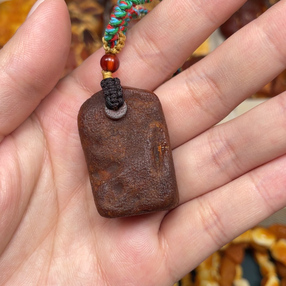 蜜蜡珠宝奇石未镶嵌