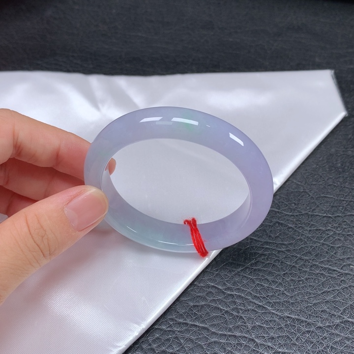 沙***啦翡翠未镶嵌手镯（贵妃镯）