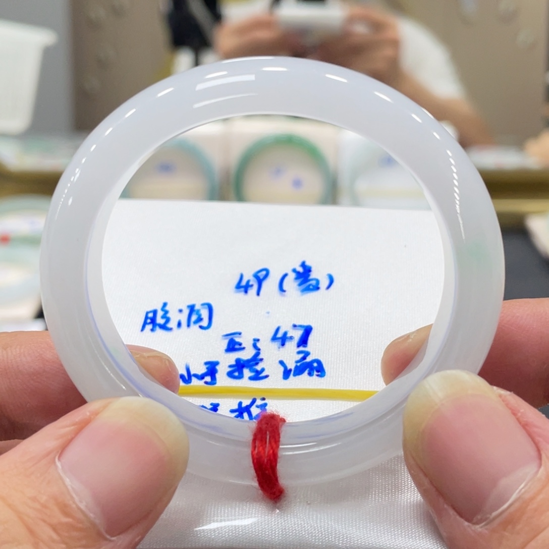 翡翠未镶嵌手镯翡翠手镯