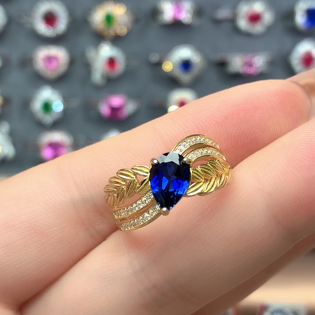 925银培育皇家蓝色宝石