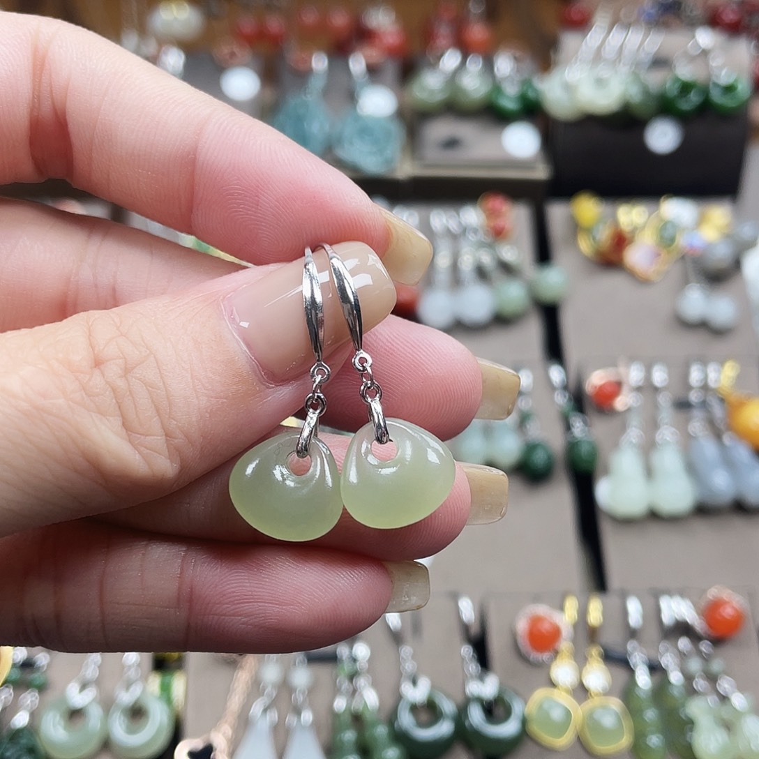 和田玉银S925镶嵌耳饰包包