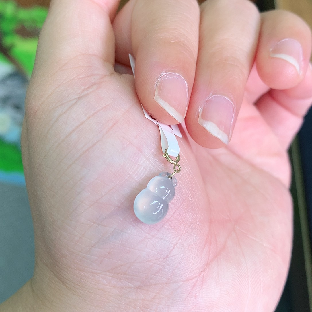 翡翠颈饰18K金镶嵌冰胶葫芦12*7.6*5