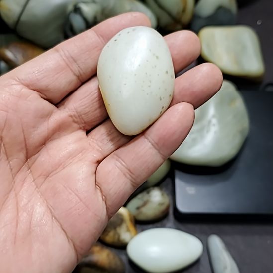 和田玉（糖玉）未镶嵌挂件