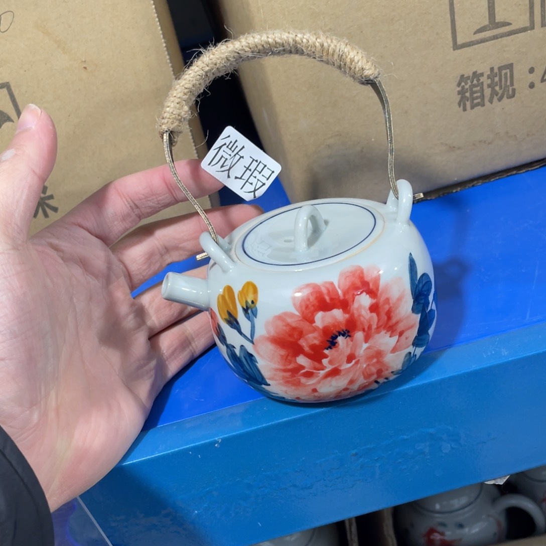 釉下手绘茶具微瑕