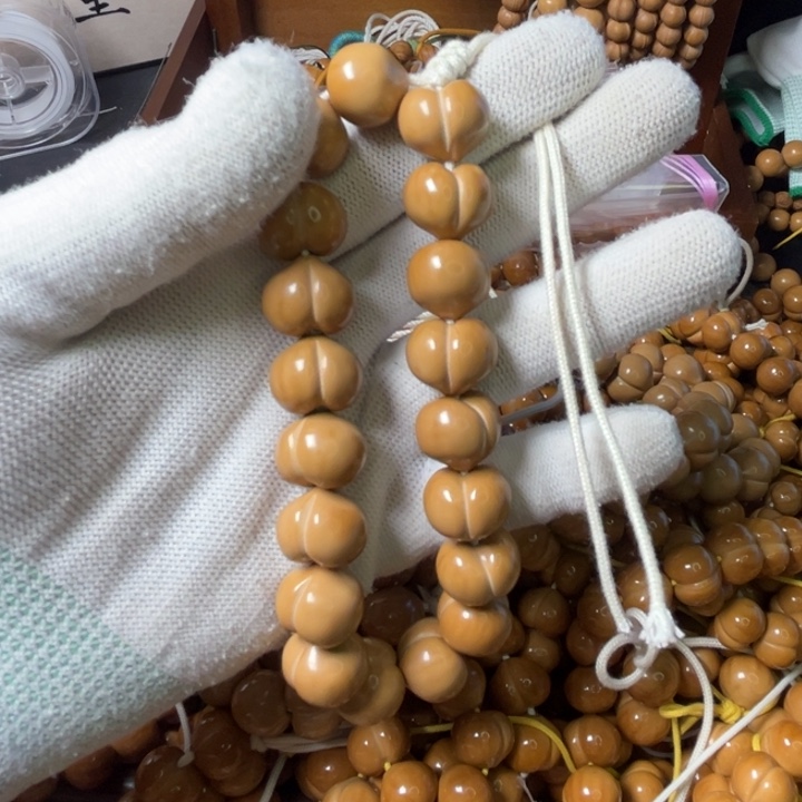 彤****吊坠猴头核桃全品无暇屁桃16+