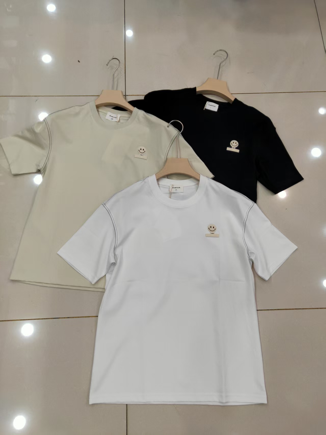 80825 【标不挑】男士舒适T恤 F84 三楼