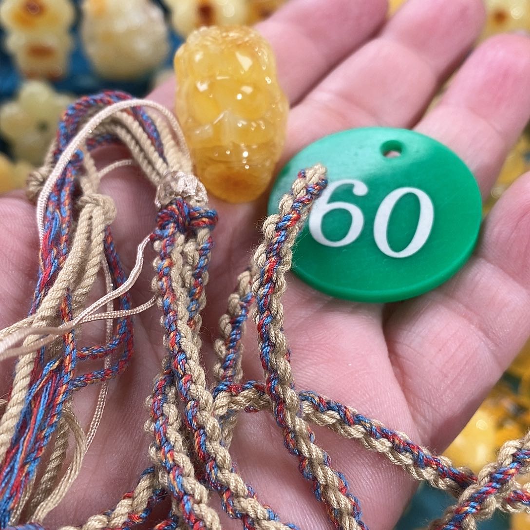 琥珀颈饰未镶嵌唯*定制