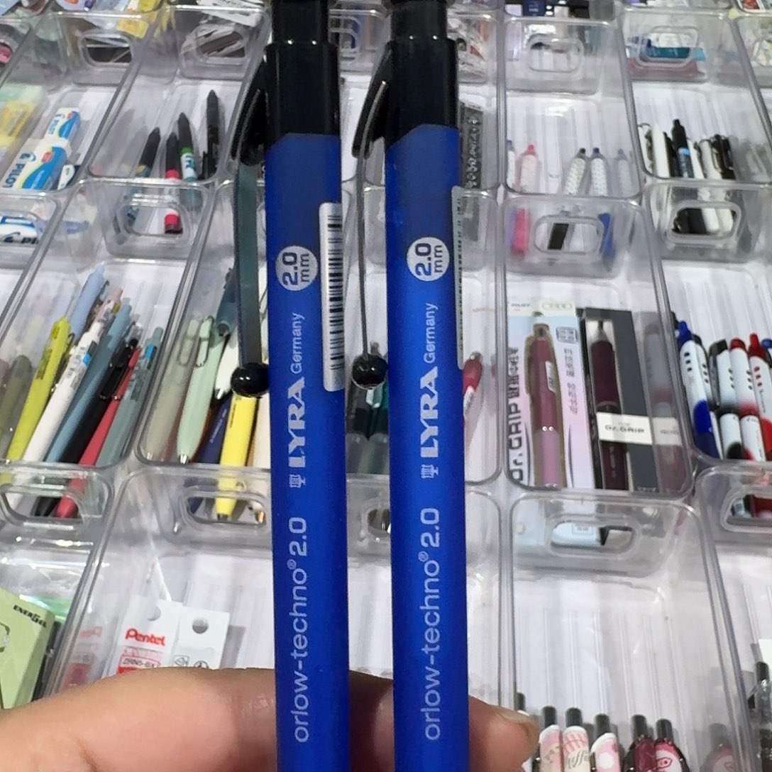 便携式艺雅铅笔两只