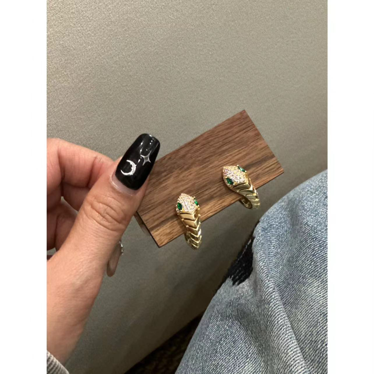 铜合金耳饰 本命年金色蛇形耳饰-4688