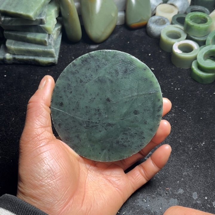 和田玉（糖玉）未镶嵌珠宝半成品