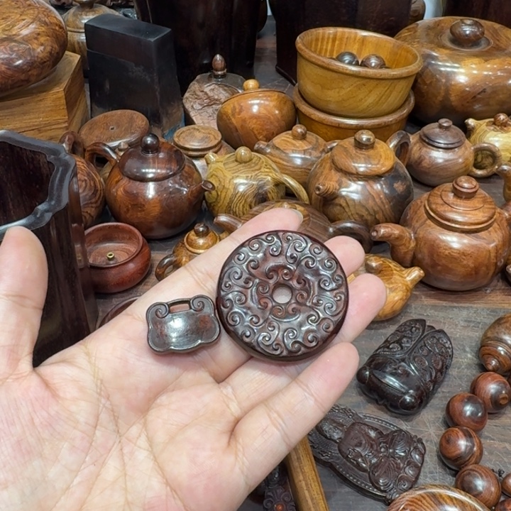 开***乐木小件物品的销售