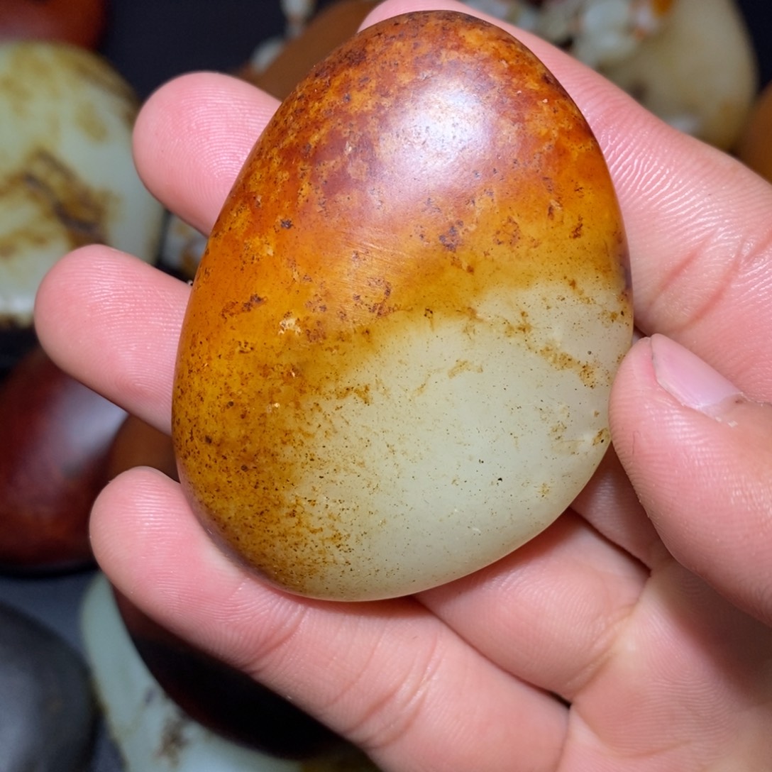 和田玉未镶嵌珠宝奇石