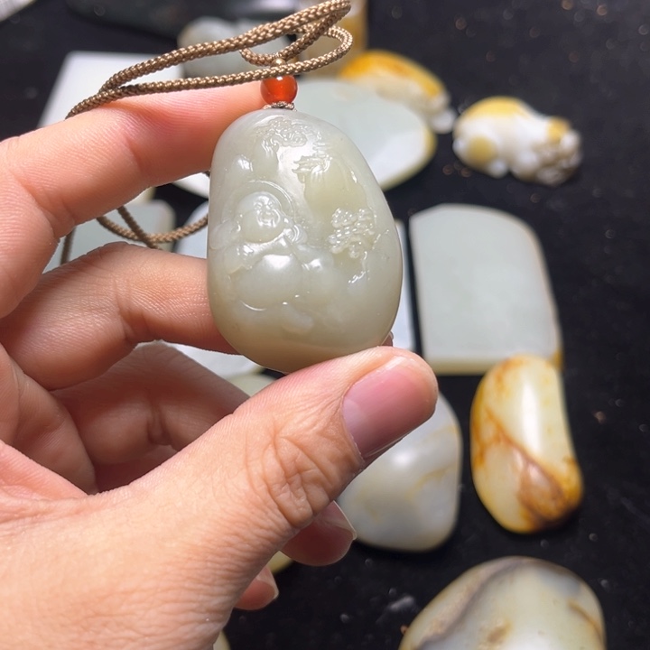 定制和田玉和田玉定制雕刻未镶嵌鹏*