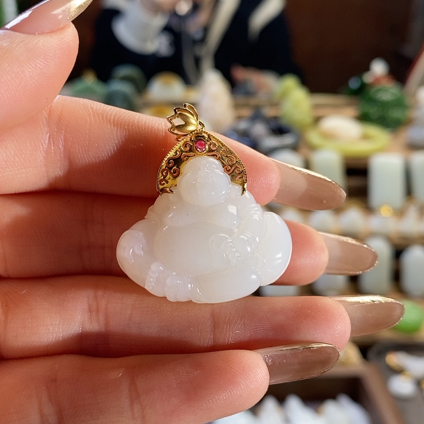 【闪购商品】和田玉吊坠18K金镶嵌