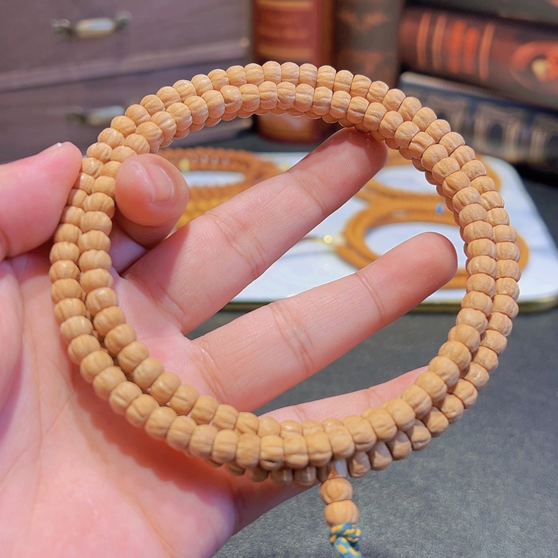 r***.吊坠柏香籽/百香籽