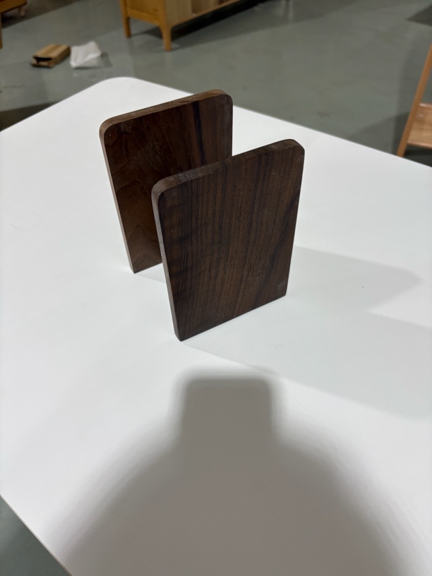 北欧简易实木书立架一对