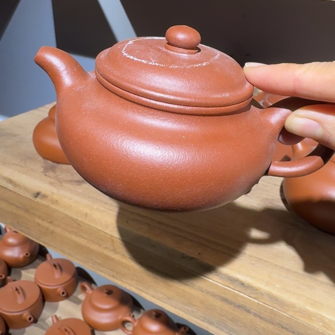 段泥茶壶金**像微瑕200毫升左右