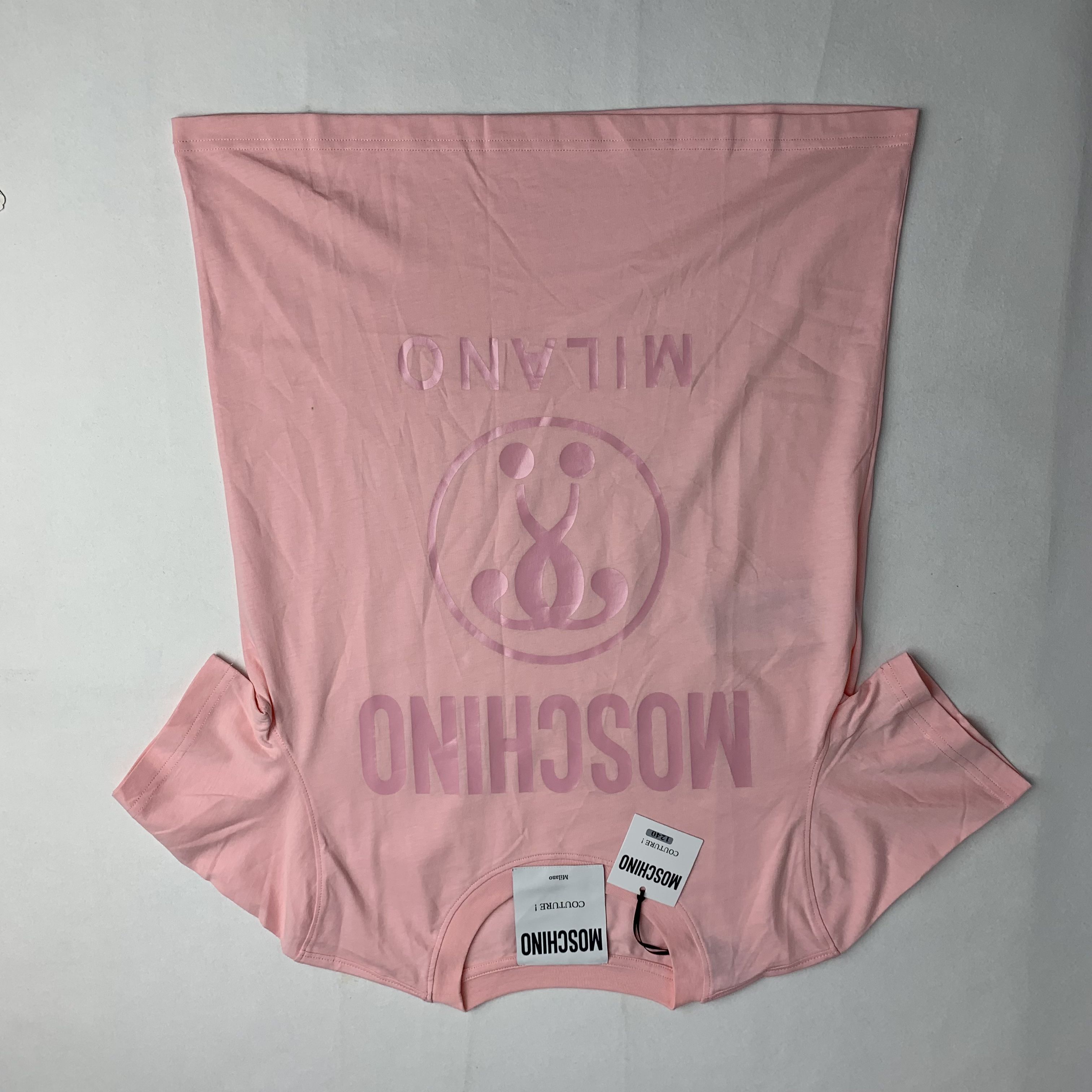 99新 Moschino/莫斯奇诺 莫斯奇诺女士休闲粉色短袖 38码带吊牌