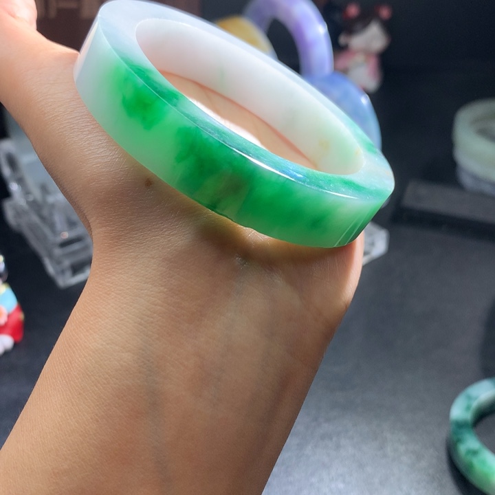 定制翡翠手镯未镶嵌