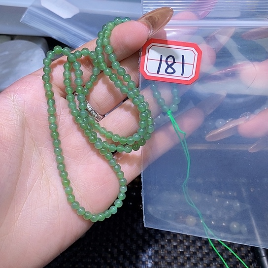 和田玉和田玉边角料随机发未镶嵌