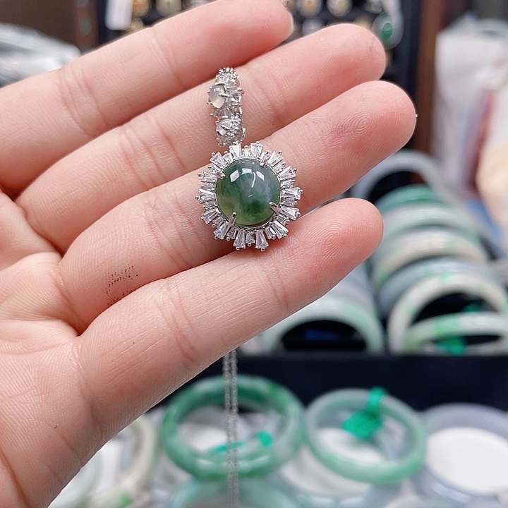 翡翠未镶嵌手镯翡翠