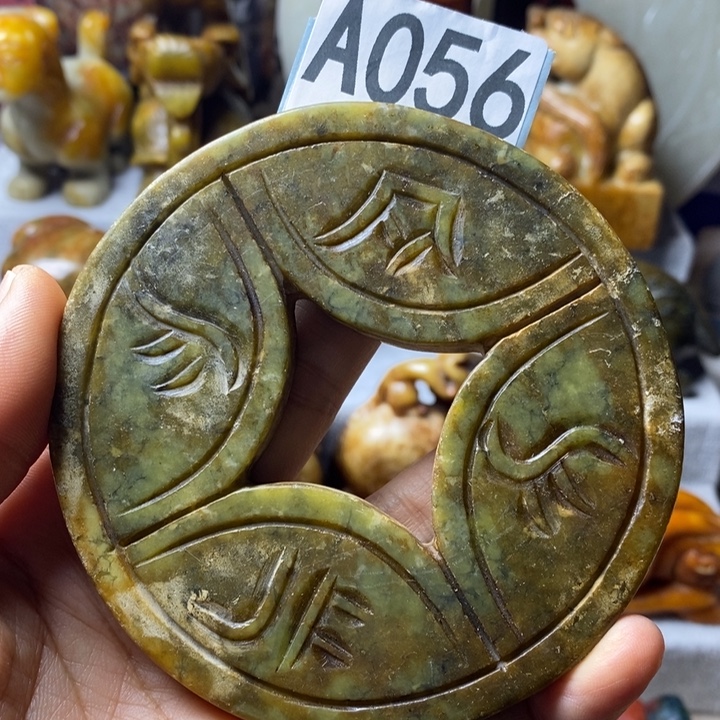 玛瑙/玉髓未镶嵌挂件