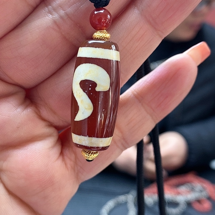 玛瑙/玉髓颈饰合金