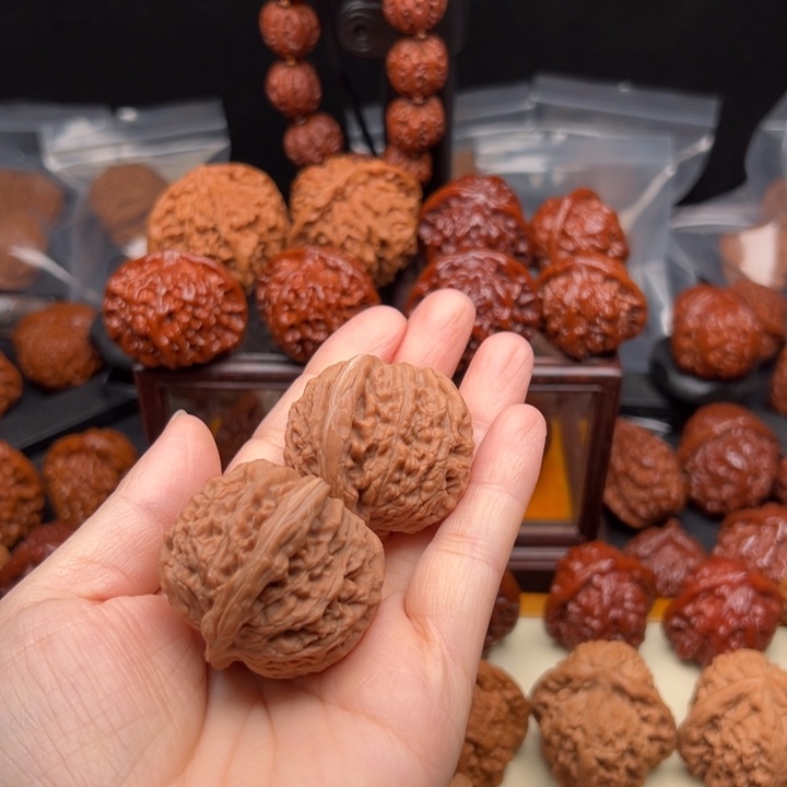 缠***绵吊坠桃核哥哥哥哥哥哥